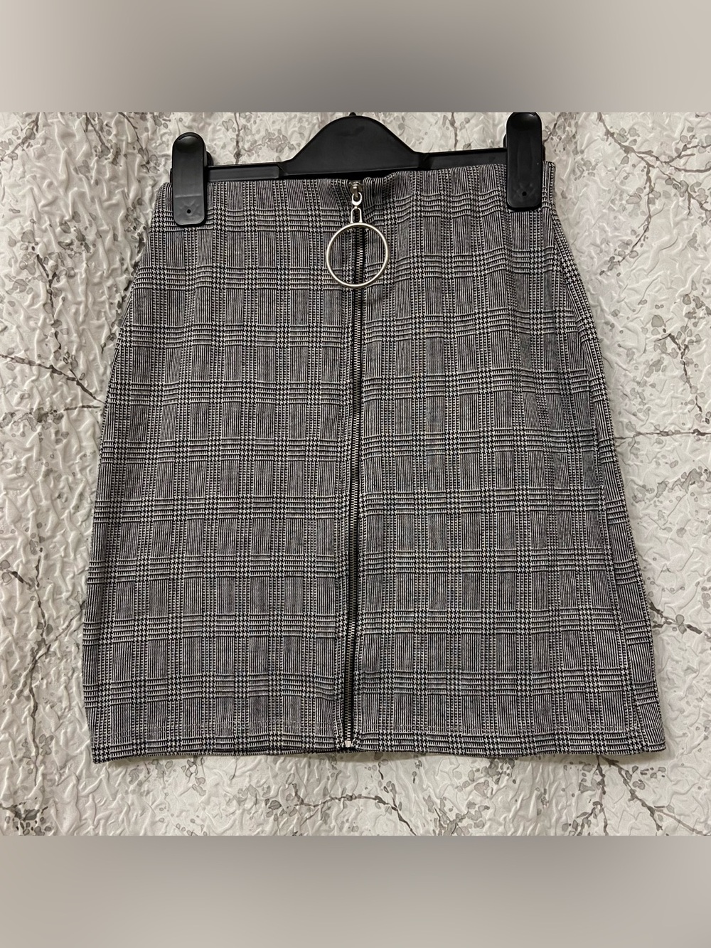 Charlotte Russe Black and White Glen Plaid Zip Mini Skirt Size small